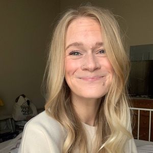 Meet your Posher, Alyssa